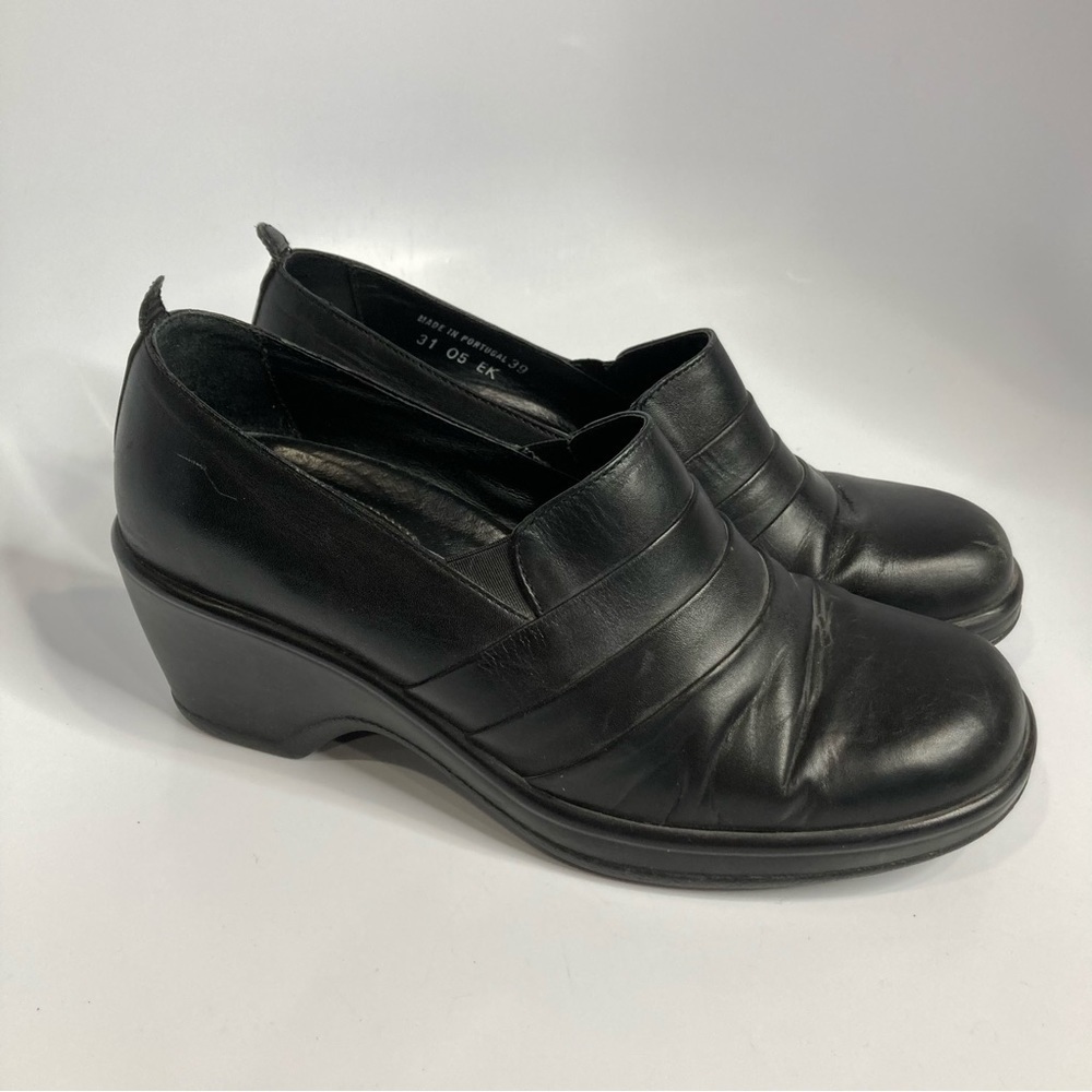 Dansko black leather‎ clogs size 39